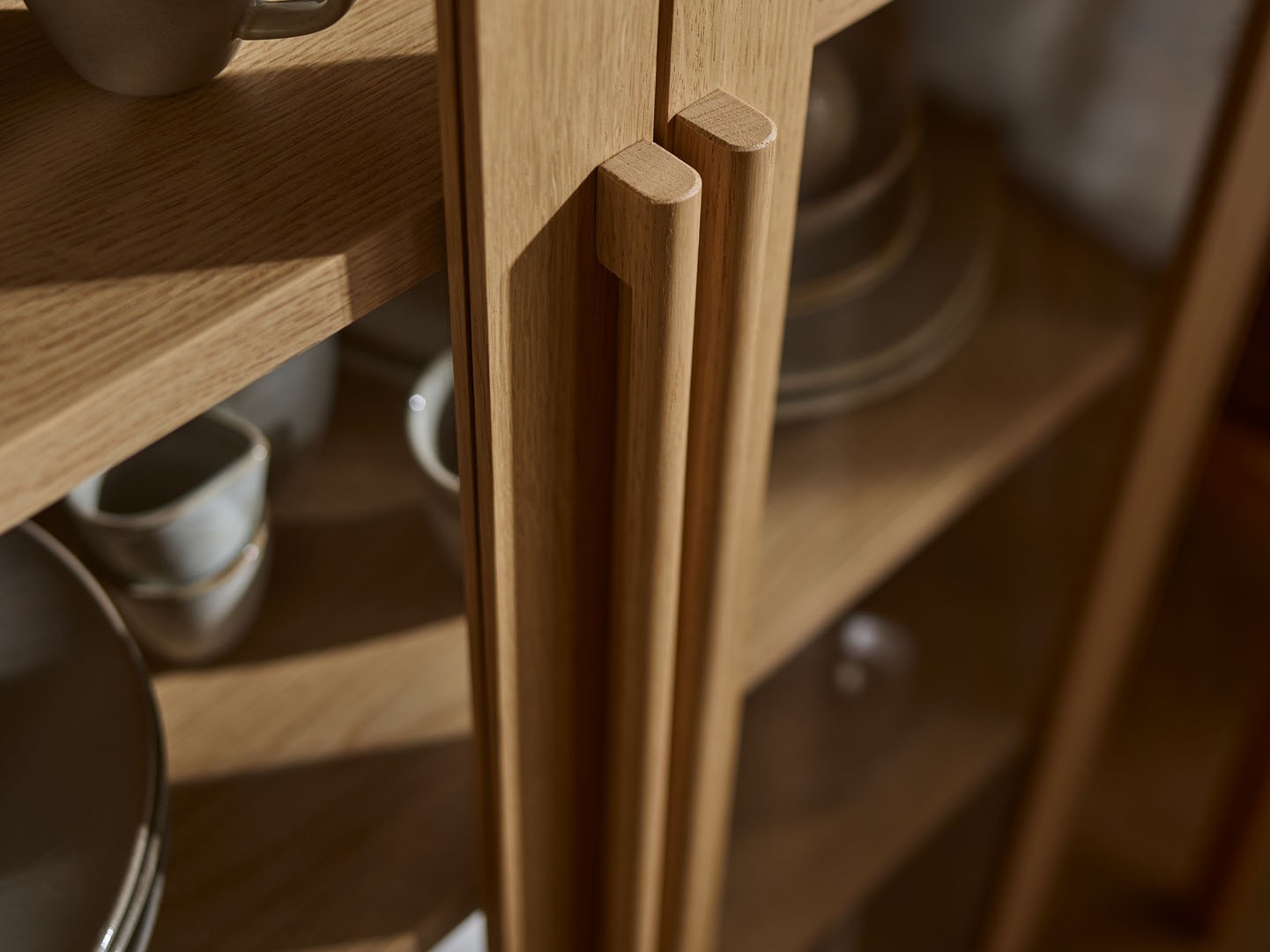 Könyvespolc Ruvcamu 111